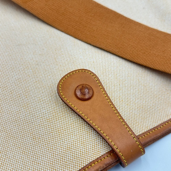 Hermès Toile‎ & Vache Leather Evelyne I GM Shoulder Bag – Vintage – Natural/Tan - Picture 12 of 16